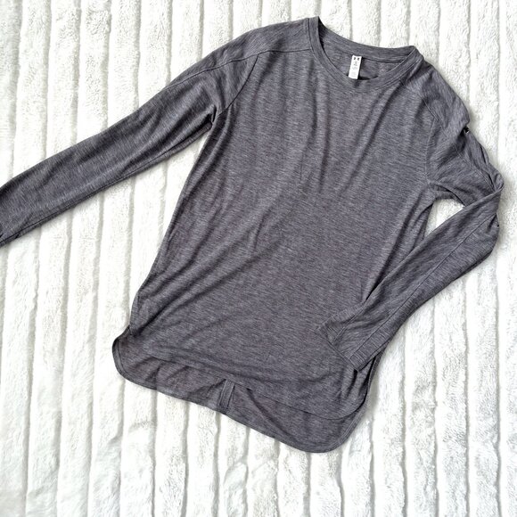 Under Armour Yoga Shirt (Blue/Gray) XS - Picture 3 of 12